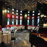 黑色古堡裡的浪漫生日趴